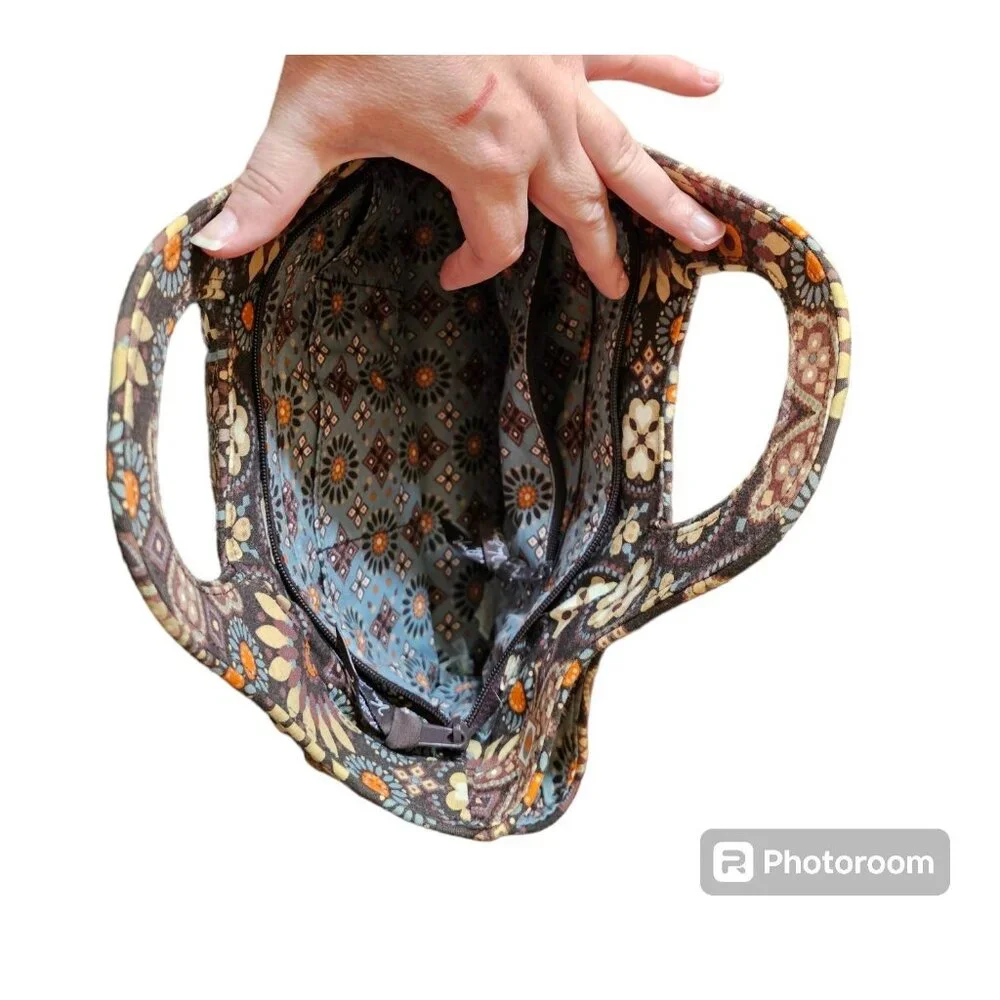 Vera Bradley Abby‎ Tote in Retired Canyon Pattern